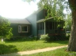 703 Jefferson St, Mukwonago, WI 53149