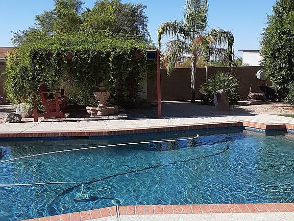 3rd image of 6845 E Menlo St