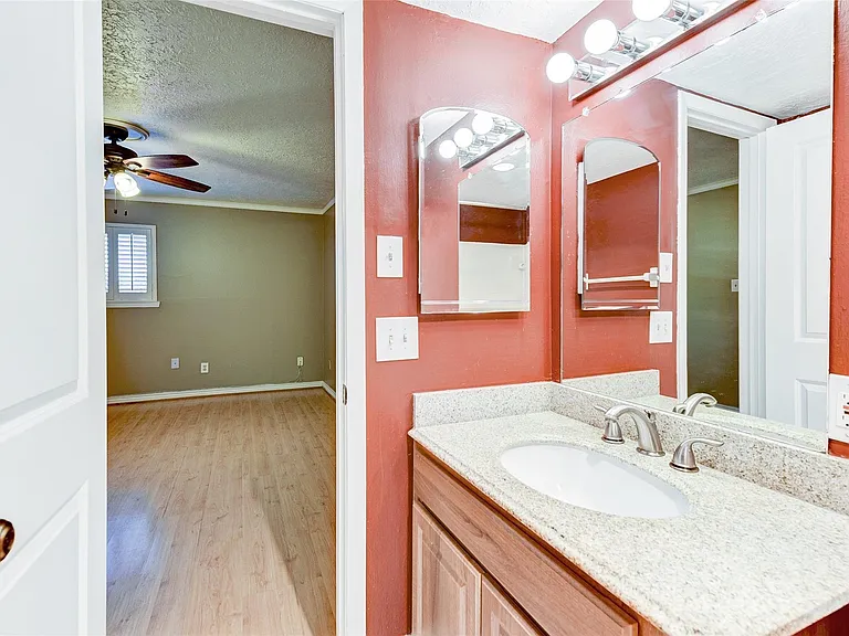 3224 Timmons Ln #166 — Photo 27