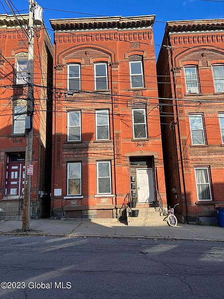 2nd image of 65 White Street