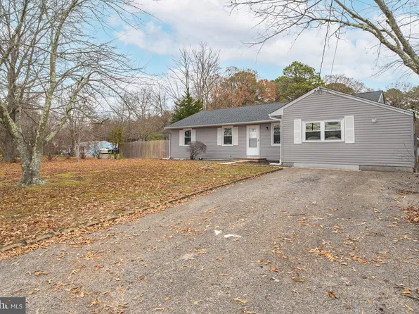 509 Ash Rd, Lanoka Harbor, NJ 08734