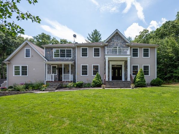 Upton MA Real Estate - Upton MA Homes For Sale | Zillow