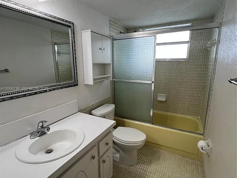 1770 NE 191st St #5091 — Photo 8