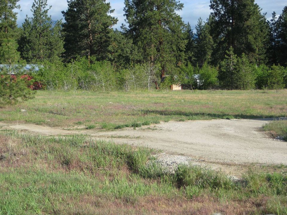 2nd image of 119 Maple Ln