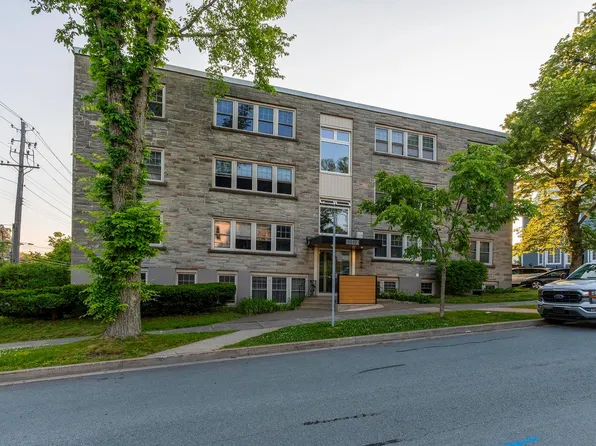 1510 Lilac St #41, Halifax, NS B3H 3W3