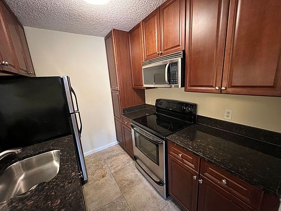 5th image of 11901 4th St N APT 7106