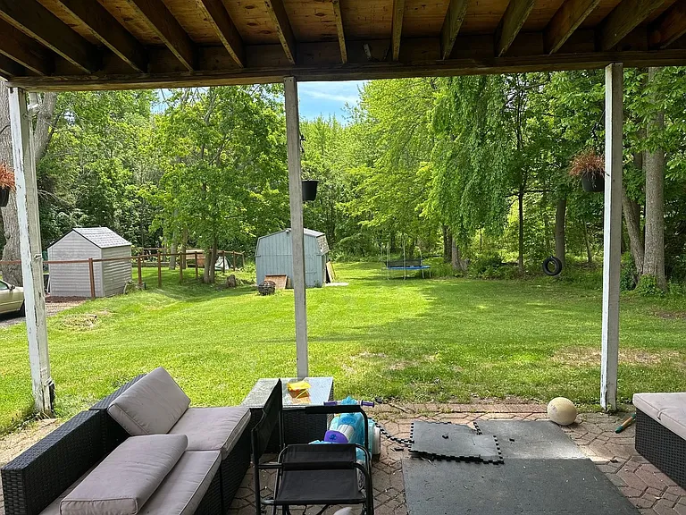 30 Elm St — Photo 12