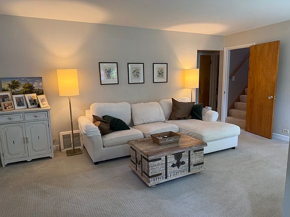 5th image of 235 Nordica Ave