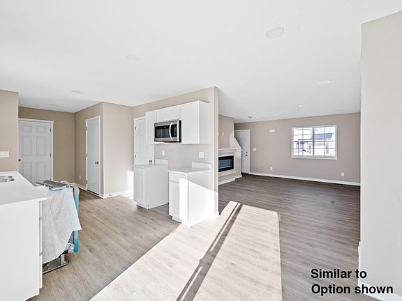 3rd image of 1002 Adler Ct