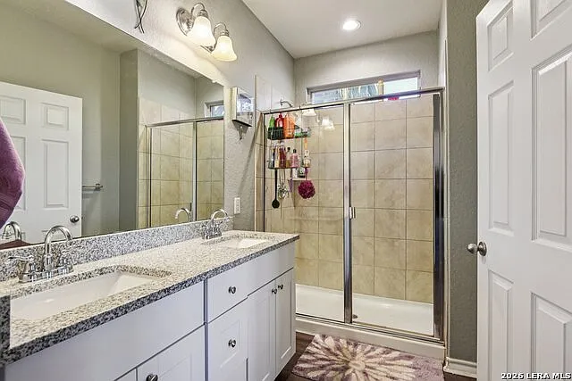 8814 White Crown — Photo 13