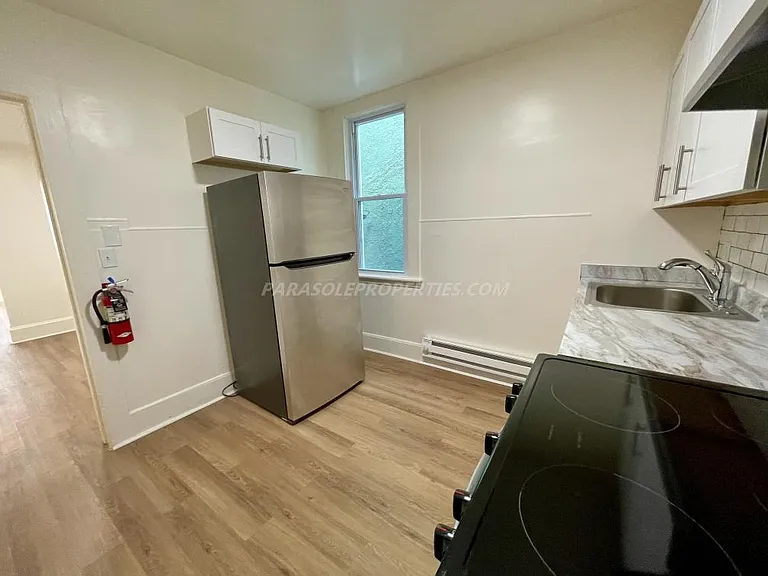 510 Pittston Ave #1 — Photo 16