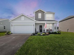 1199 Lake Forest Dr, Hebron, OH