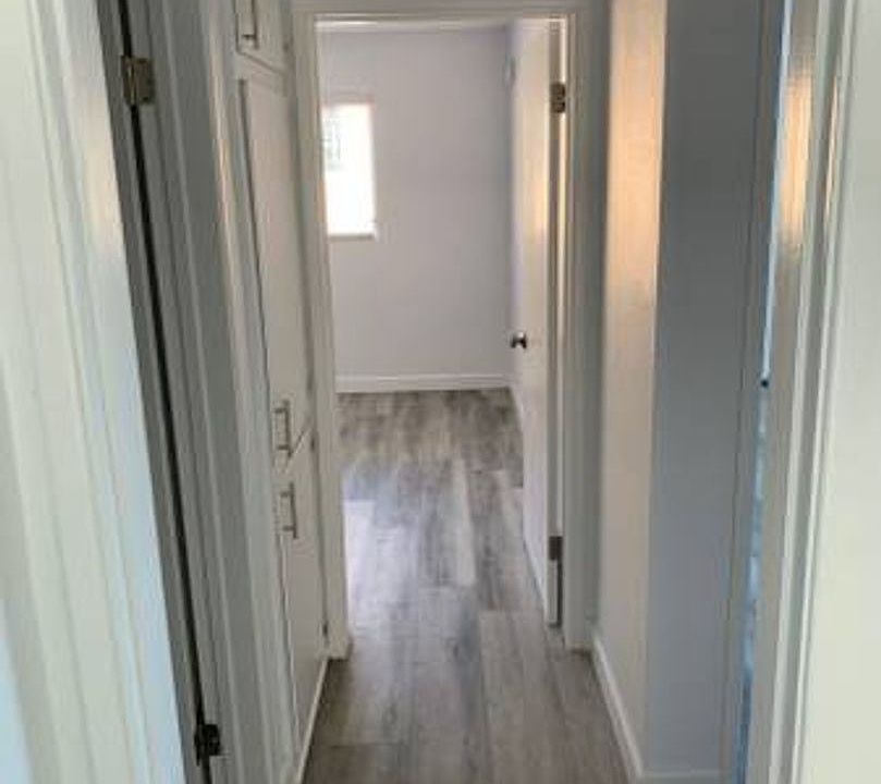 College Manor Apartments 2351 Warwick Ave Los Angeles CA Zillow