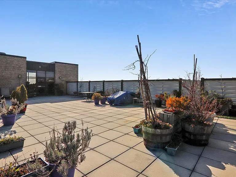 1701 Kalorama Rd NW #403 — Photo 21