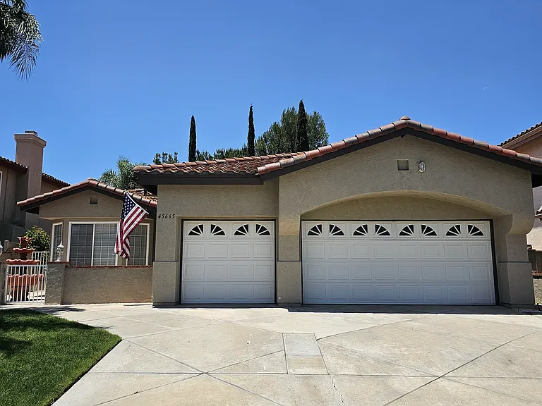 45665 Calle Ayora — Photo 2