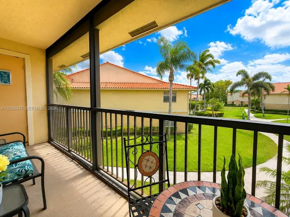 1239 SW 46th Ave APT 904, Pompano Beach, FL 33069