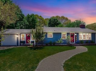 57 Cove St, Riverside, RI 02915