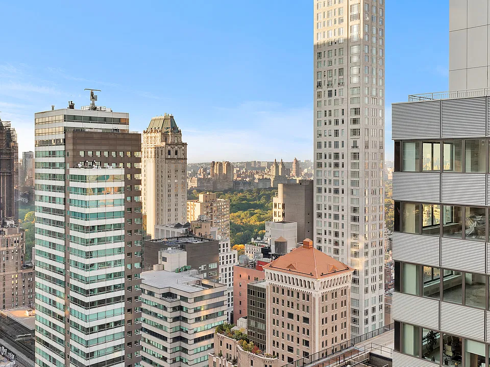 117 E 57th St #46F