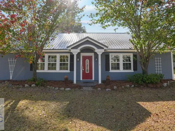 406 Cw Collins Rd, Jesup, GA 31545