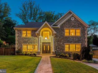 6005 Selvyn Rd, Bethesda, MD 20817