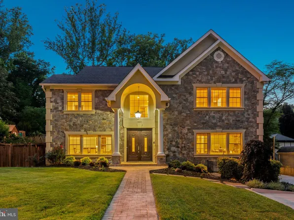 6005 Selvyn Rd, Bethesda, MD 20817