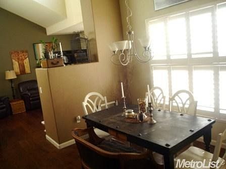 4th image of 714 Vessona Cir