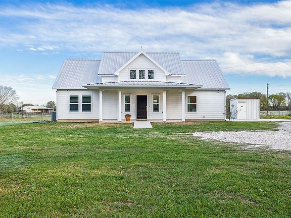 3rd image of 44206 Springer Rd