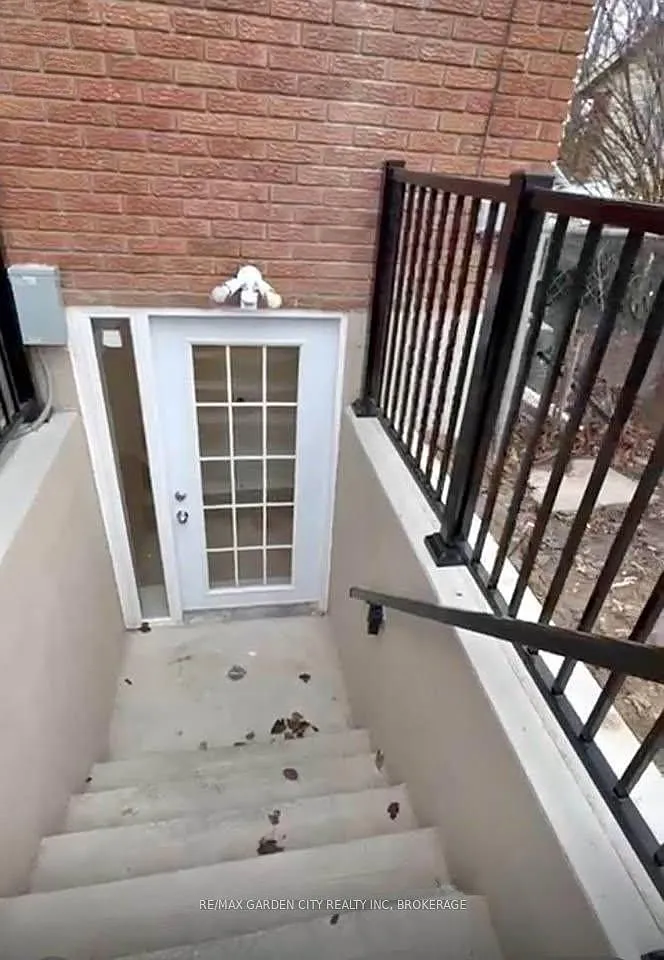 1 bed, $1,599 — Photo 2