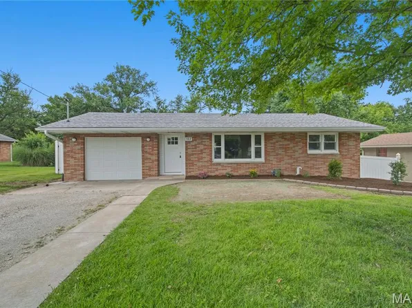 112 Midway Ave, Cottage Hills, IL 62018