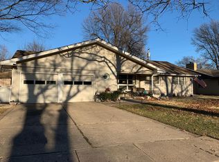 6620 E Murdock Ave, Wichita, KS 67206