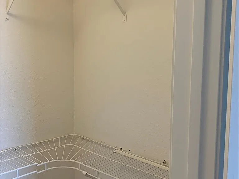 7617 Allerton Ave — Photo 39