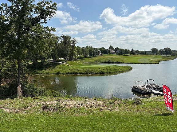 3rd image of 1800 Karl Lake Ct