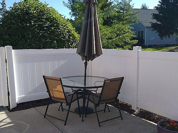 3rd image of 8210 Cyrus Ln