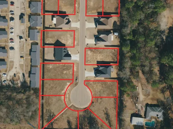 4900 Kennedy Pl, Texarkana, AR 71854