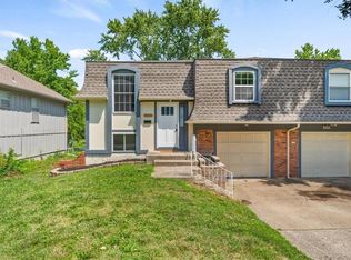 9406 W 83rd St, Overland Park, KS 66204