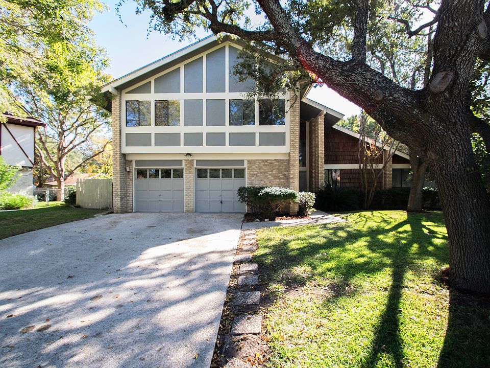 1st image of 2802 Ivy Oak St