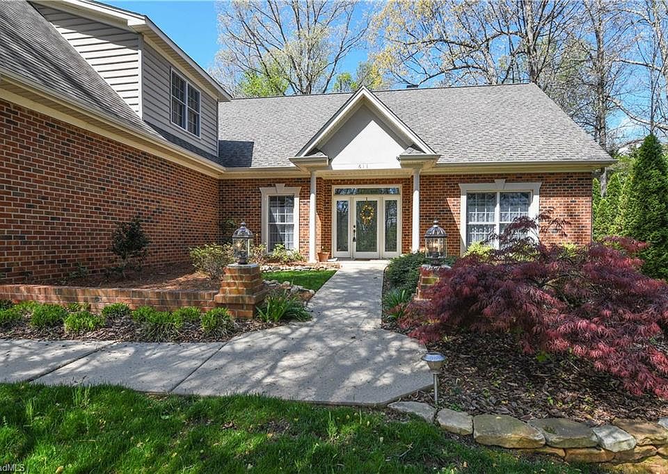 1st image of 611 Gantwood Ln