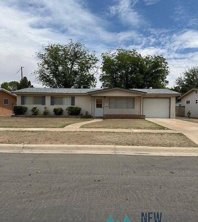 1st image of 1010 Valverde St