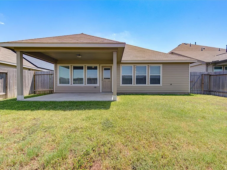 24726 Signorelli Way — Photo 17