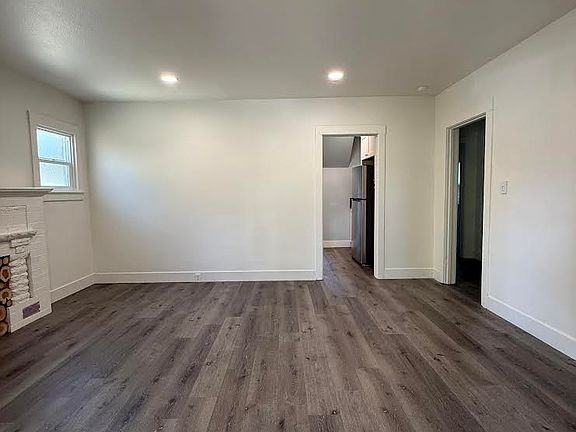 2nd image of 2279 36th St