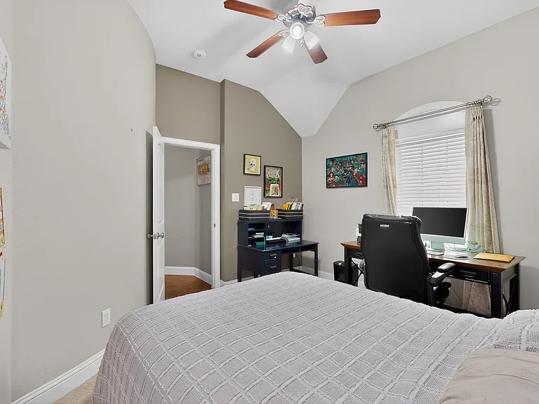 Third Bedroom - Upstairs