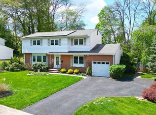 12 Temple Ter, Lawrence Township, NJ 08648