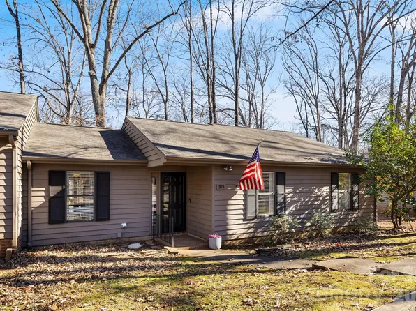 372 Tall Oaks Trl, Fort Mill, SC 29715