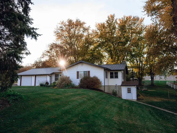 4106-4108 Ihm Harris Rd, Barneveld, WI 53507
