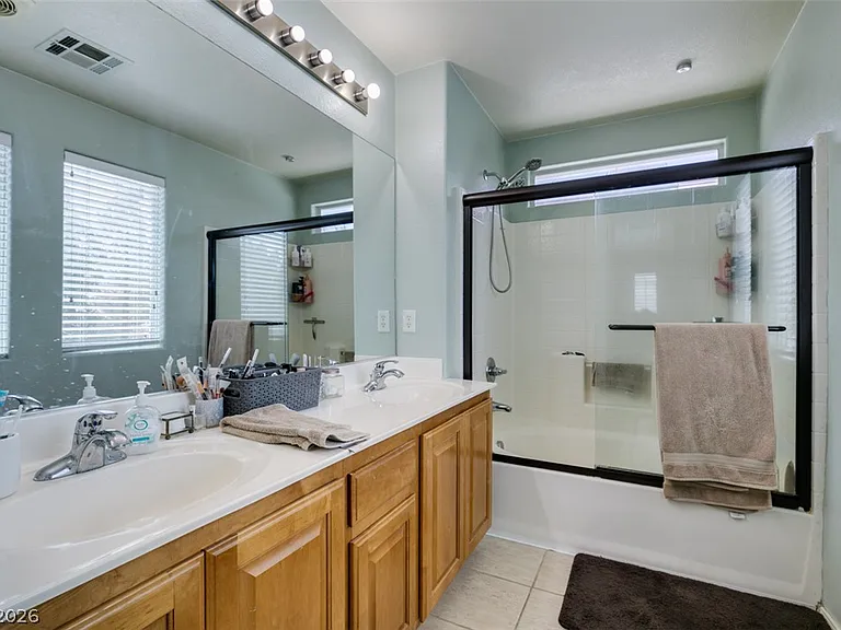 2619 Begonia Valley Ave — Photo 42