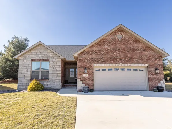 1957 Herby Ln, Swansea, IL 62226