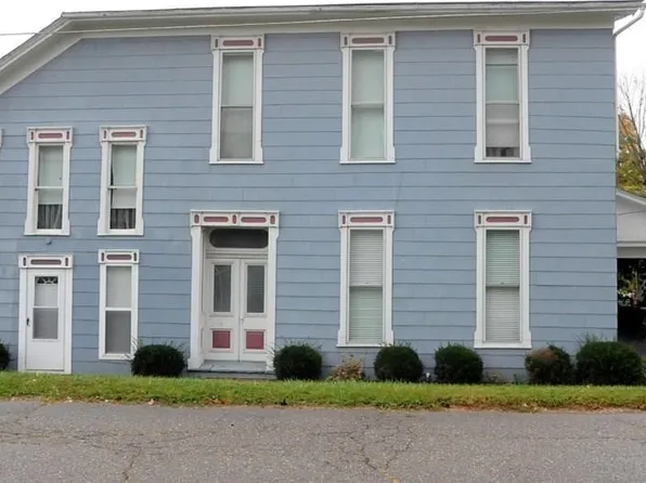 240 E Main St, Quaker City, OH 43773