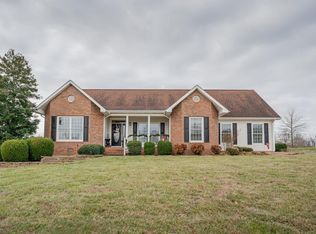 526 Hunters Gln, Madisonville, KY 42431