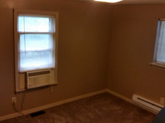 4th image of 8111 Highland Ave