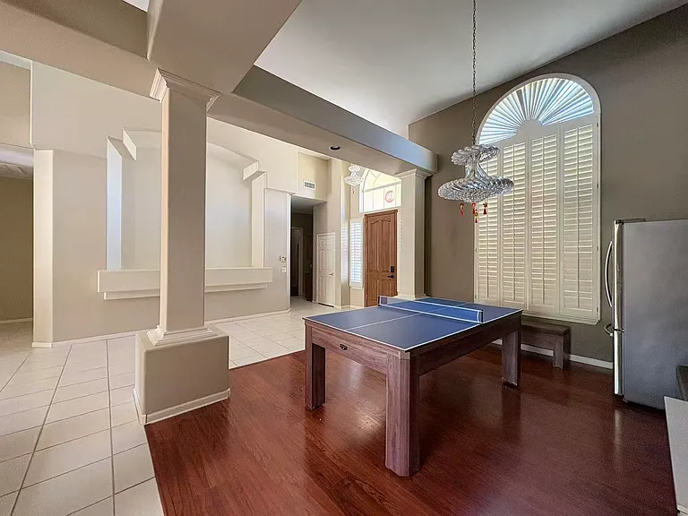 10511 N 117th Pl — Photo 4